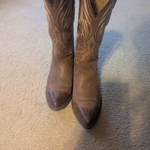 Ariat Dark Brown Heeled Western Boots